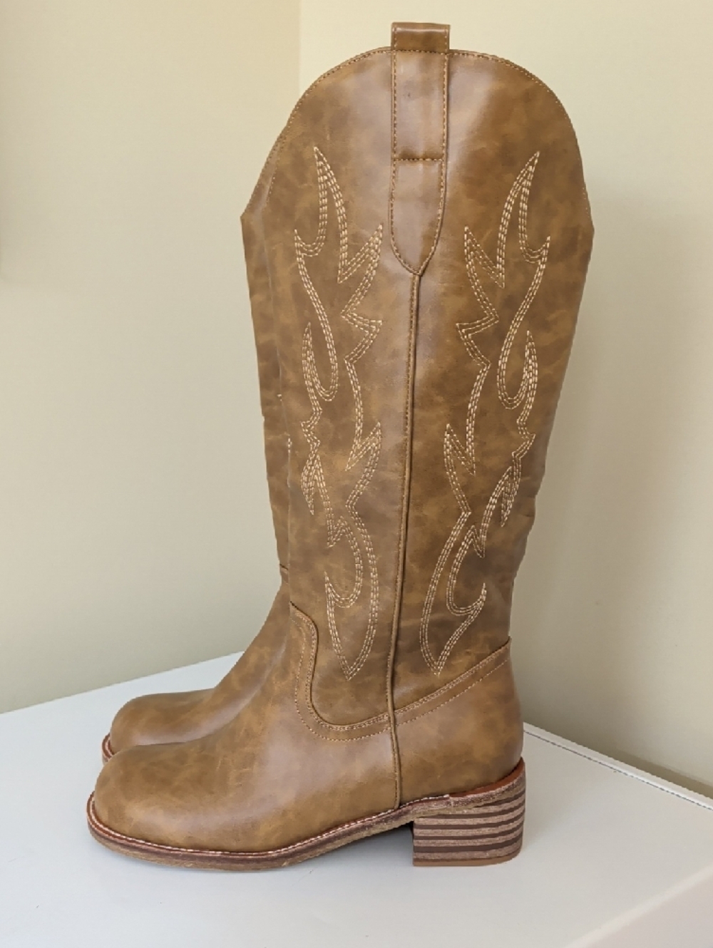VBDB Brown Knee-High Western Boots Sz 9.5 | Square Toe | Chunky Block Heel | NIB